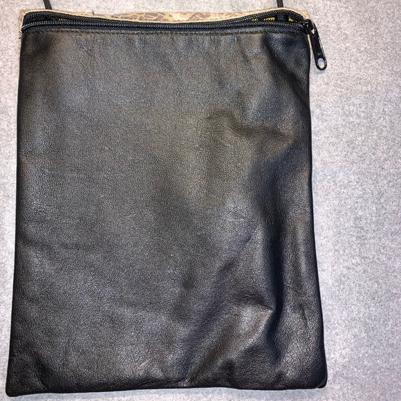 Shoulder Bag - Picture 2 of 4